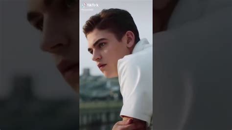 hero fiennes tiffin tiktok.